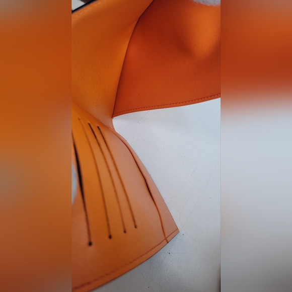 Louis Vuitton Taigarama Orange Leather Passport Cover - Picture 9 of 11